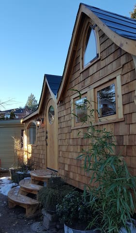 Airbnb Beaux Arts Village Vacation Rentals Places To Airbnb Beaux Arts Village Vacation Rentals Places To