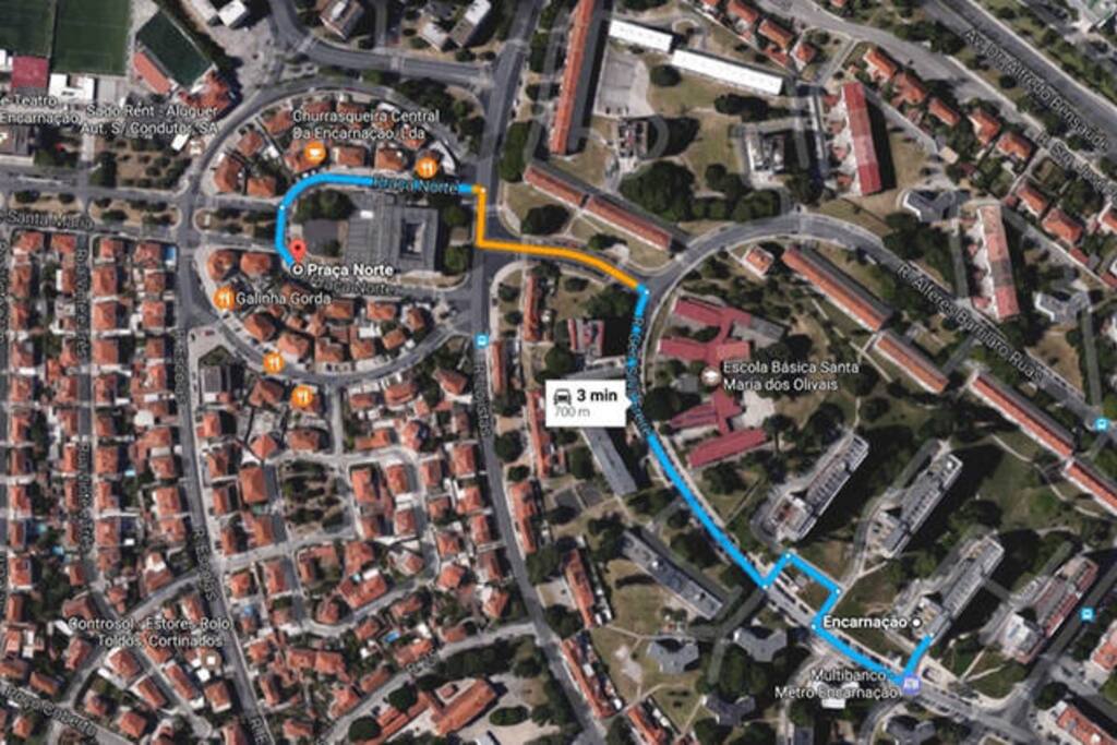 - Percurso do apartamento até ao Metro
- From the apartment to the subway/underground