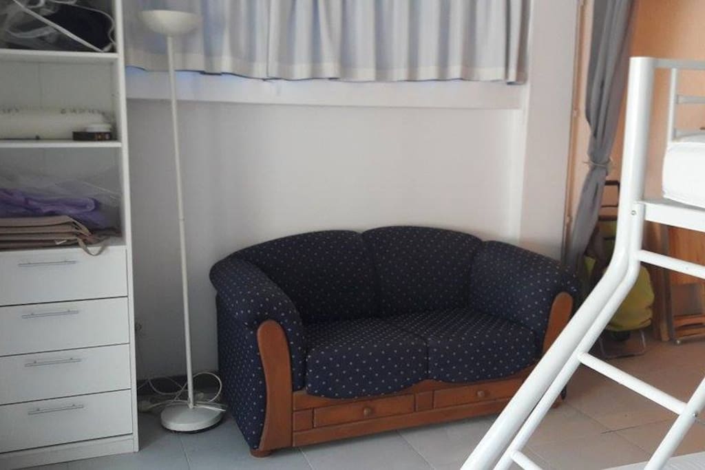 Fauteuil chambre 1