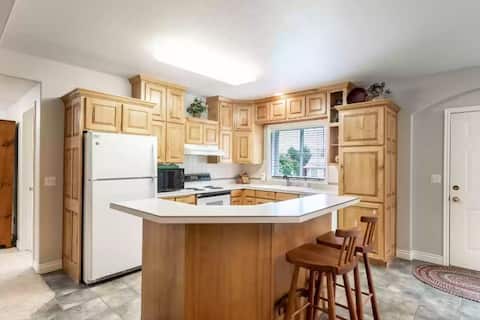 Cache Pad (basement apartment)