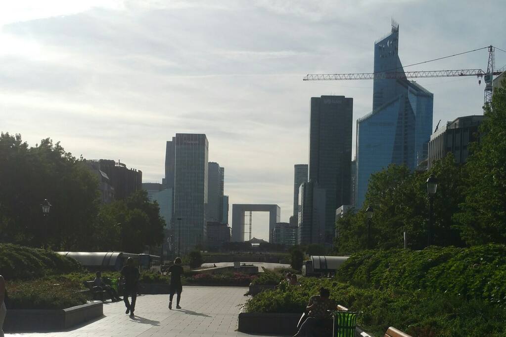 Extérieur Vue côté la défense