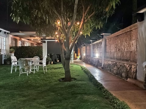 Daisys Hostel (family-friendly)