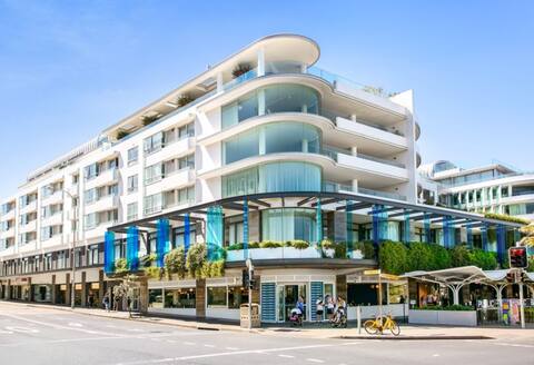 The Pacific 
Bondi Beach House