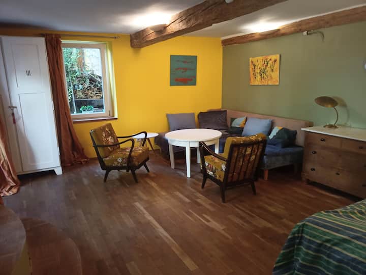 Schlafzimmer 5