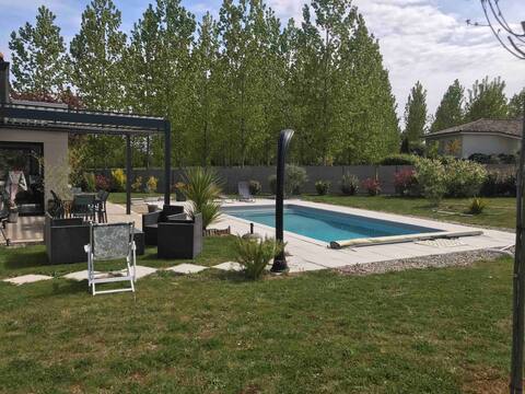 Recent house swimming pool 4 chbres Gers