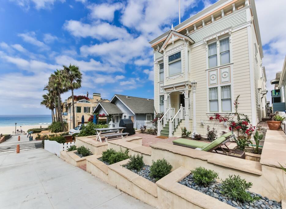 quiet walk street and front patio with BBQ