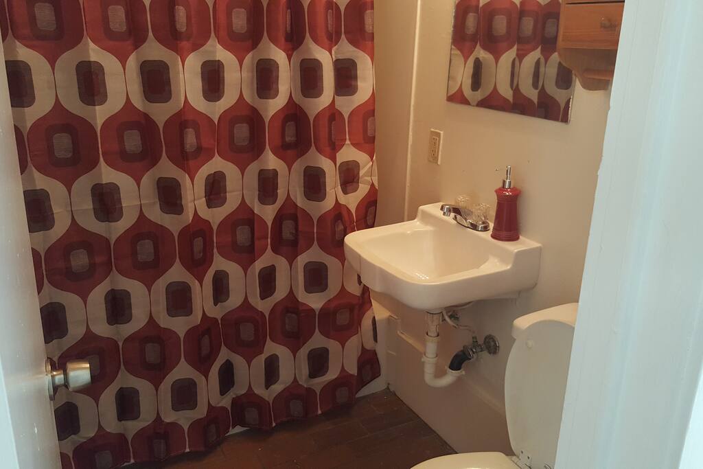 Bathroom 2
