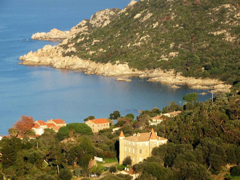 Le village de Campomoro.
