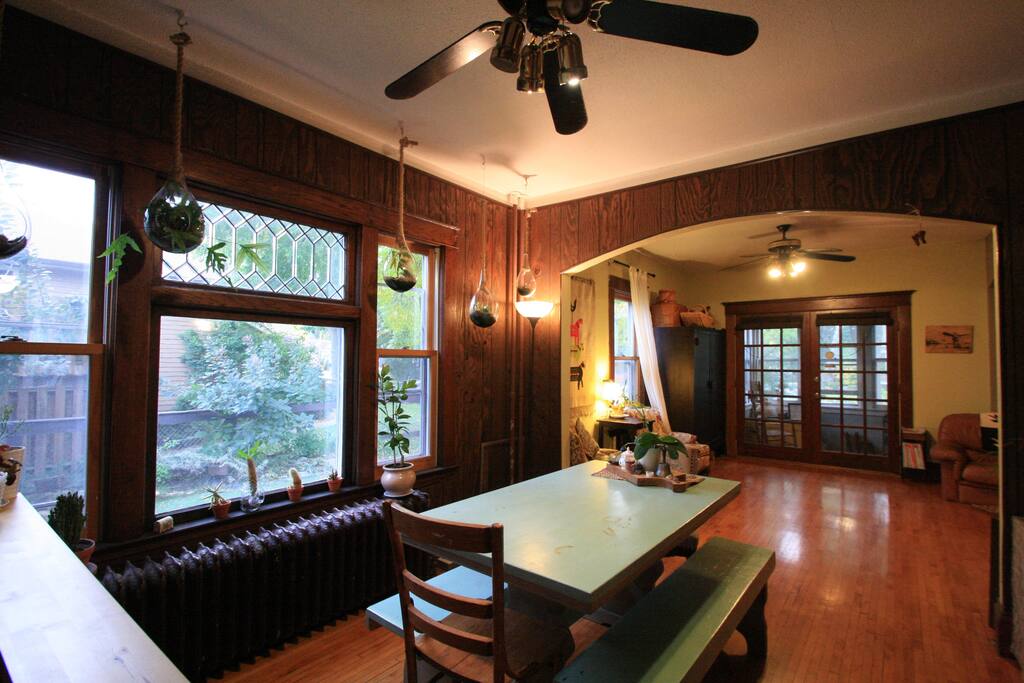 Dinning room.