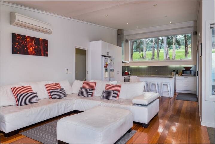 Golfview Lorne gallery image 3