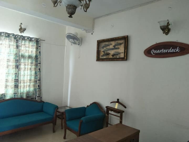 Quarterdeck, Main Mcleodganj Square(Deluxe1) Hotels for Rent in