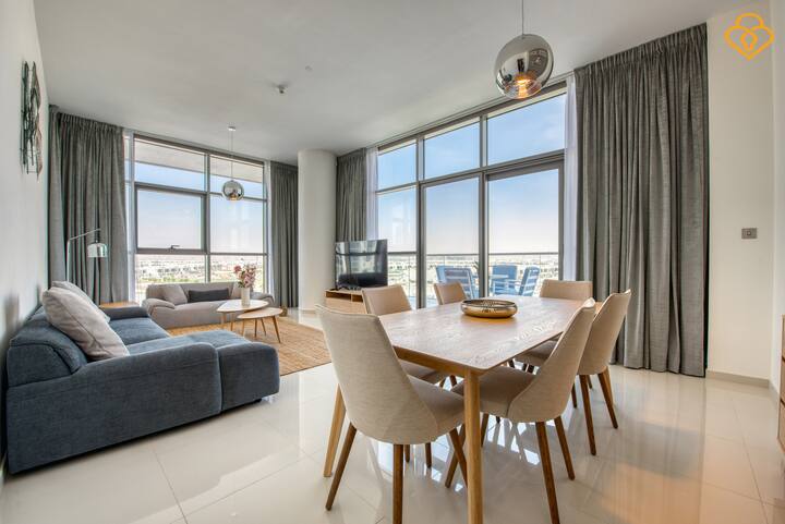 Newly furnished two bedroom apartment Damac Hills - Apartments for Rent in Dubai, Dubai, United Arab Emirates