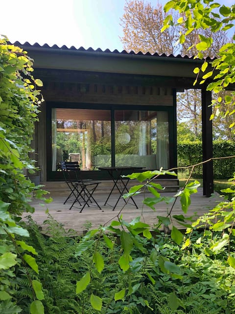 Architect-designed summer house from the 70s