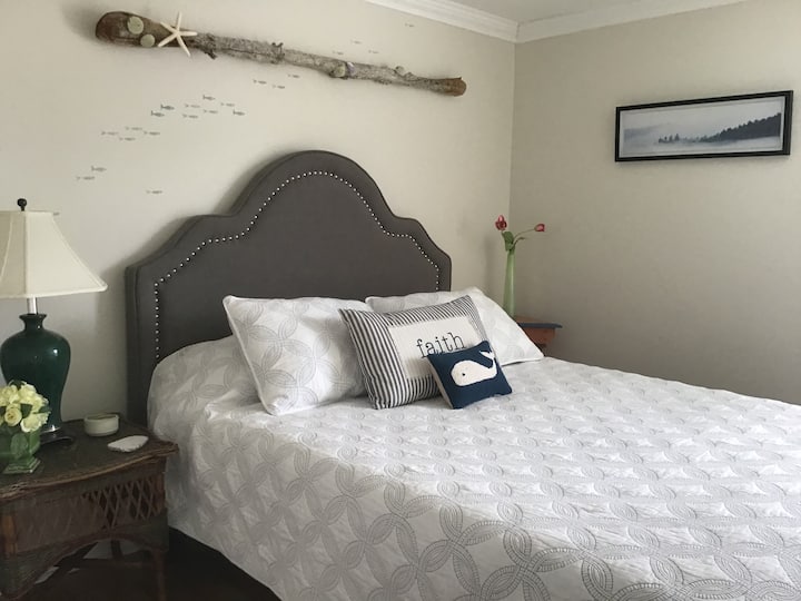 غرفة نوم الطابق الأول