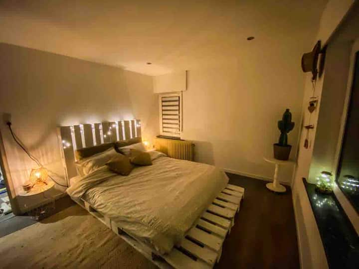 غرفة النوم 2