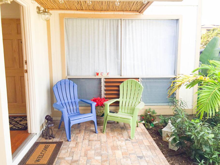 Enjoy a morning coffee on our smaller of the two lanais!