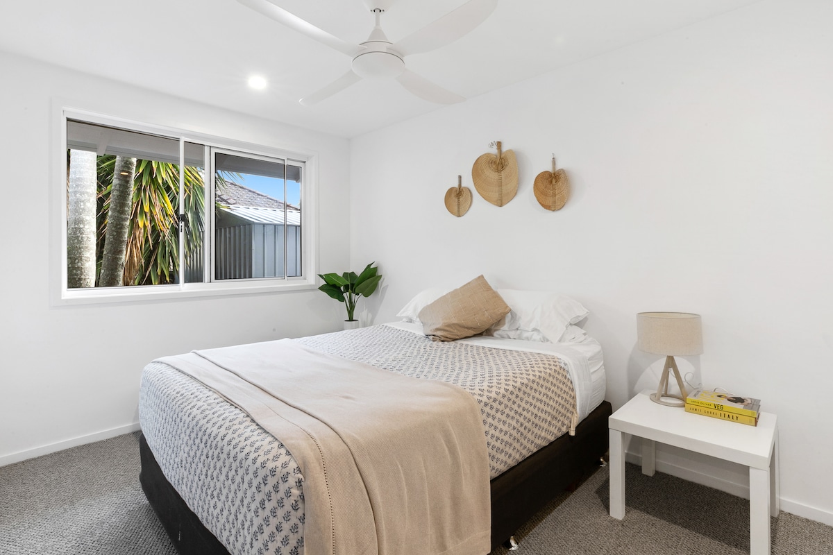 ห้องนอน 4 - เตียงควีนไซส์