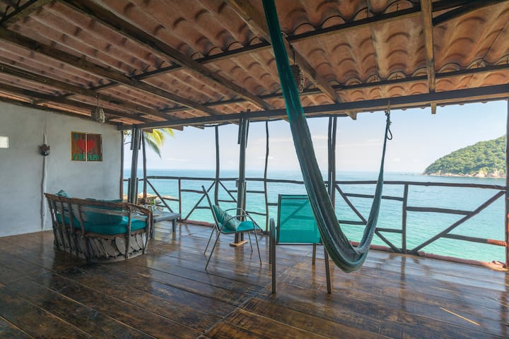 2nd floor sitting area