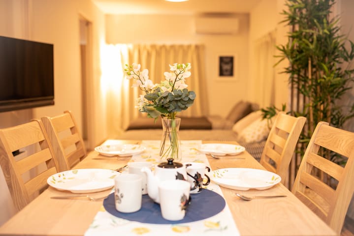 静かで清潔/最大7名/綺麗な住宅設備/新宿・池袋/神楽坂駅4分/広いキッチン/星付きレストラン多数