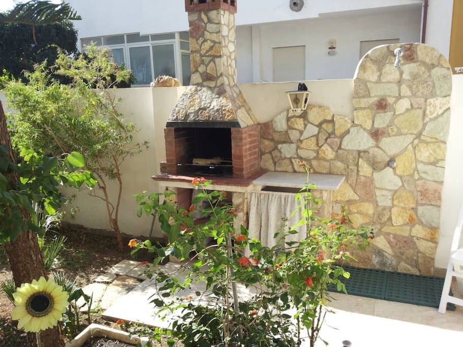 BARBEQUE