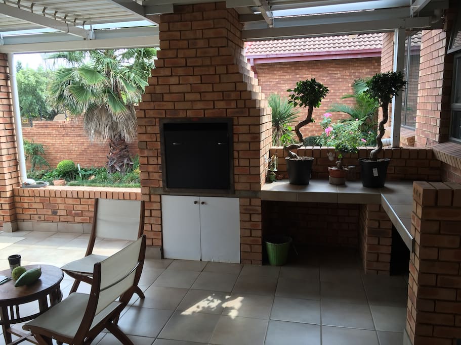 Large balcony equiped with Gas Braai facility