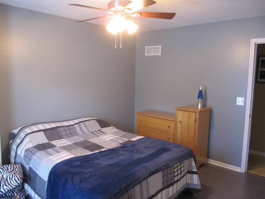 Queen bed