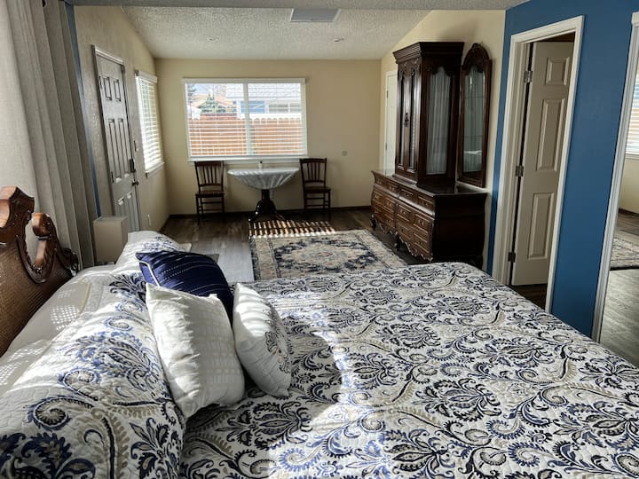 საძინებელი 1