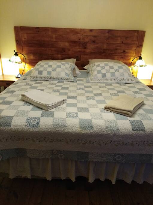 Habitación Hortencias cama matrimonial