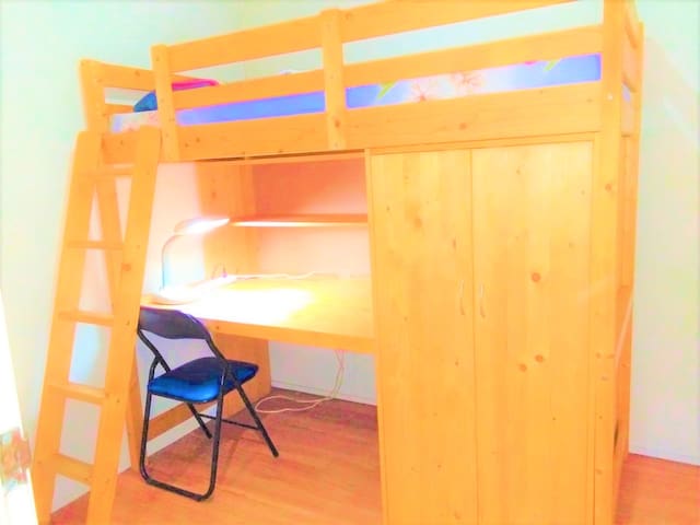 Airbnb Lavender Holiday Rentals Places To Stay Singapore