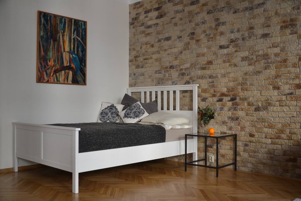 Very comfortable double bed:)