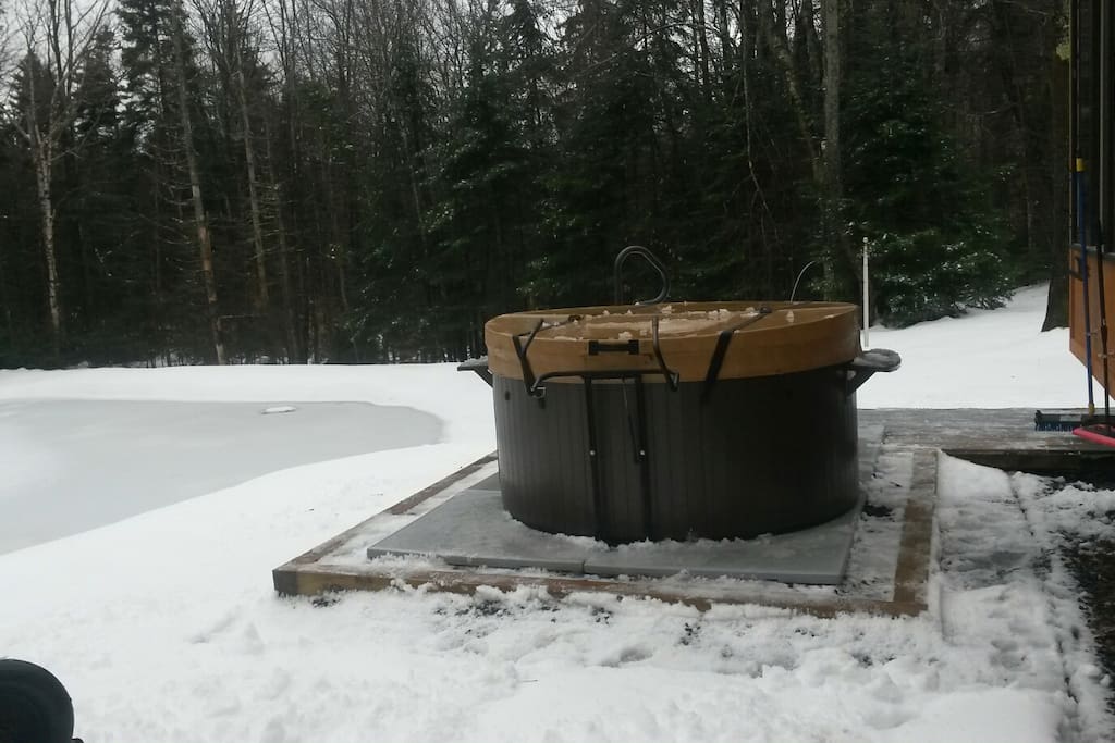 Hot tub overlooking pond