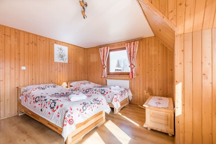 საძინებელი 1