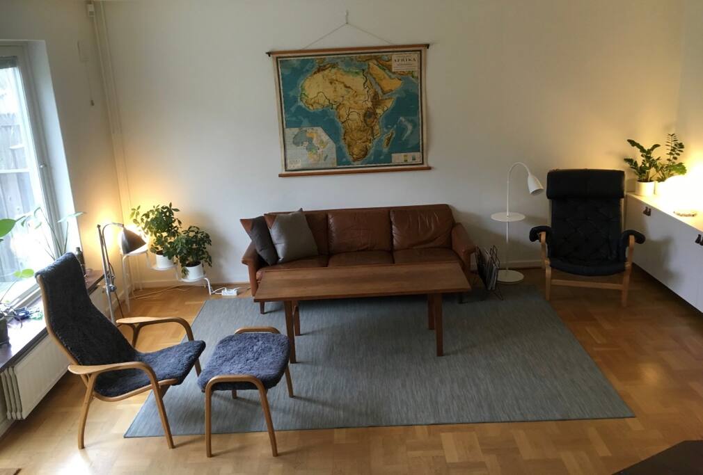 Welcome to our livingroom!