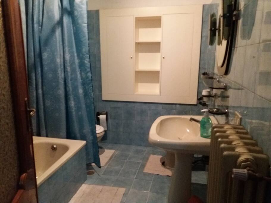 Bagno della camera a 3 posti letto