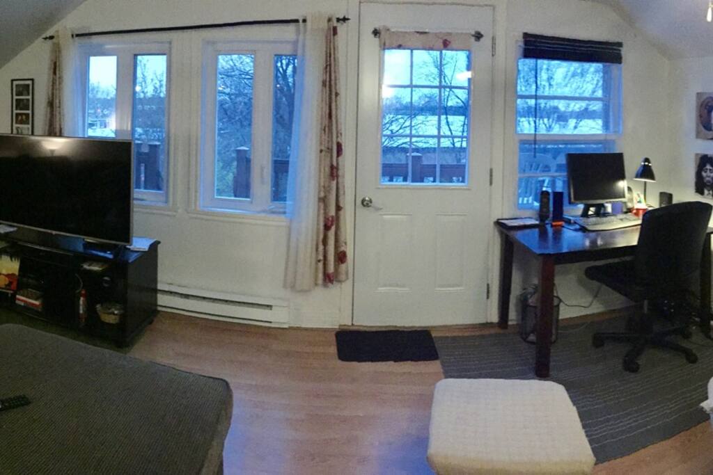 Salon and the balcony