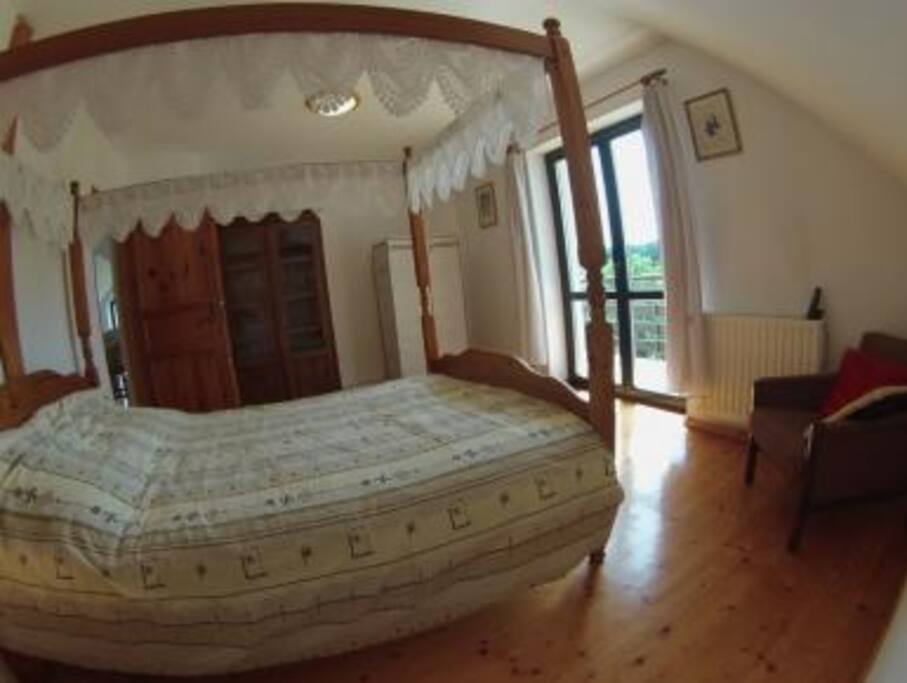 MASTER BEDROOM WITH BALCONY