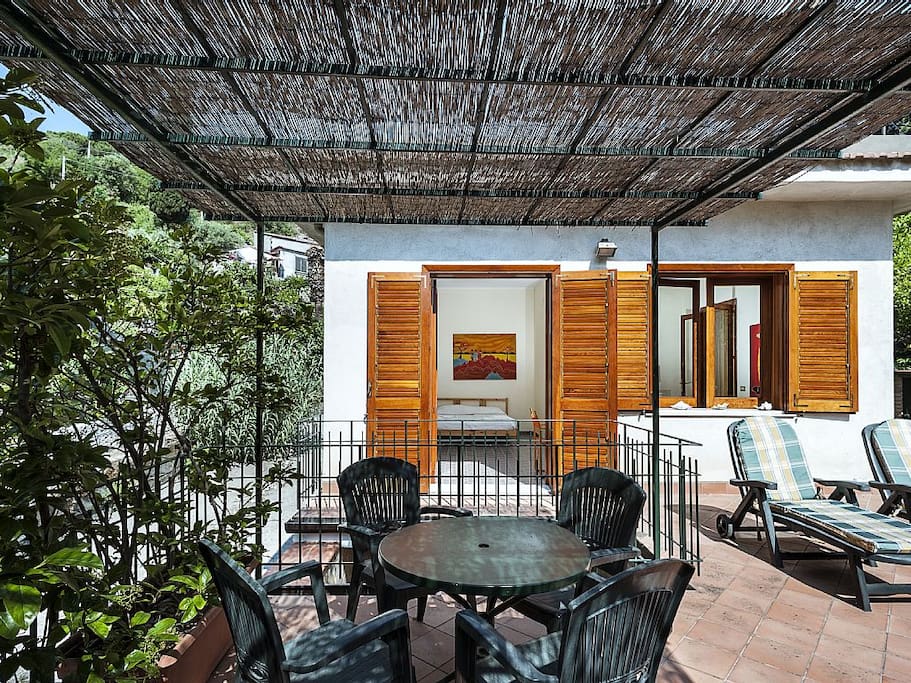Shade and sun in the spacious terrace