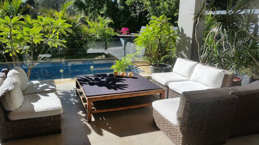 Scarborough Tropical Retreat Beautiful Villa