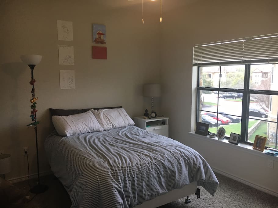 Second bedroom