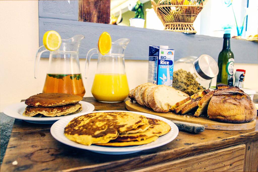 Vegetarian/Continental Breakfast