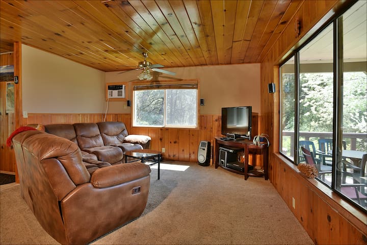 Airbnb Oakhurst Vacation Rentals Places To Stay