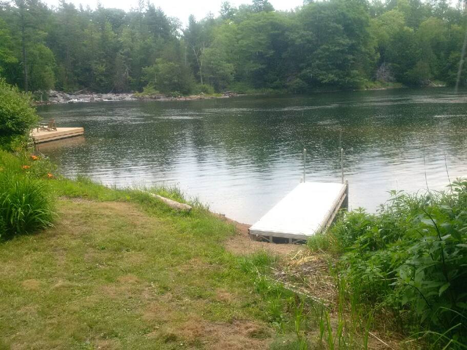 riverfront, Elliot Falls