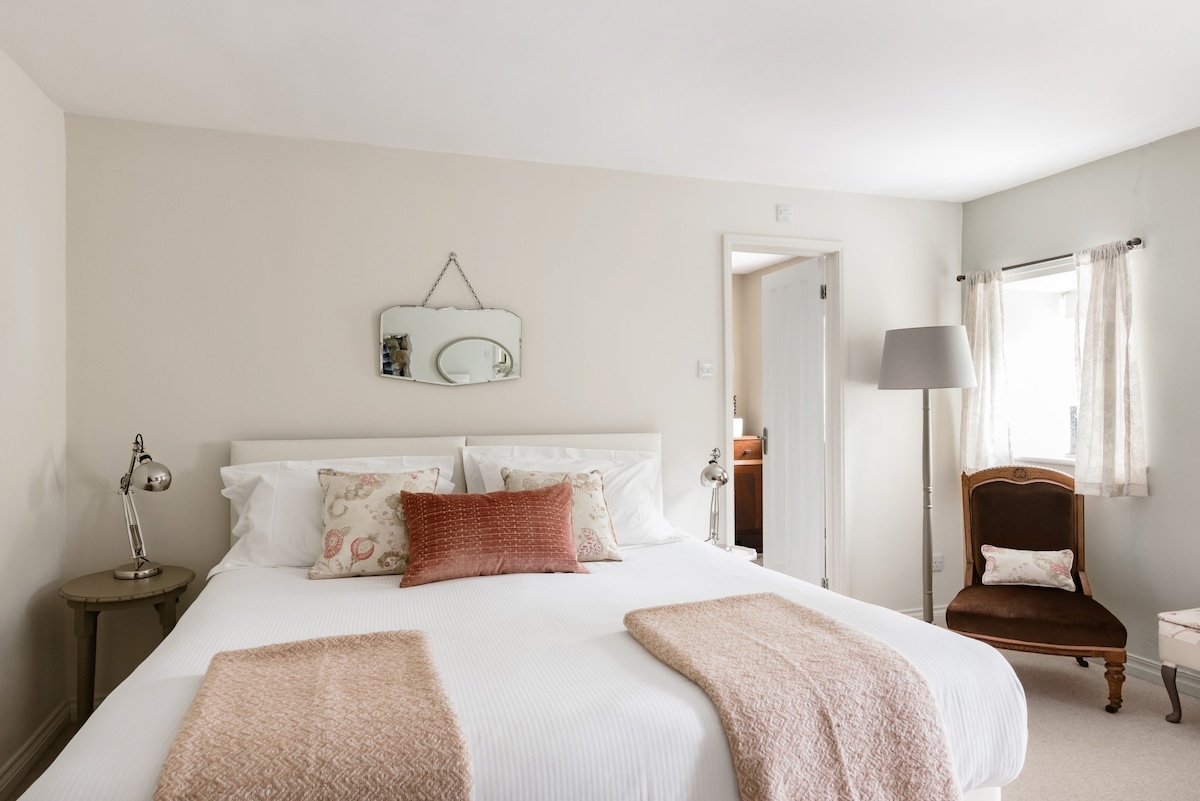 The Fourth Bedroom. This room can be a double/twin/triple or double with a single bed. 