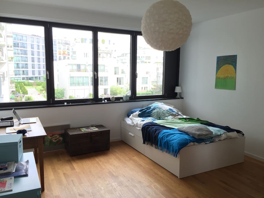 Kid's Room 1