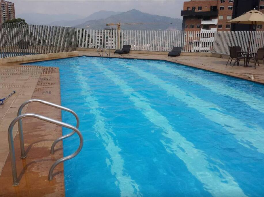 Piscina para adultos y Niños