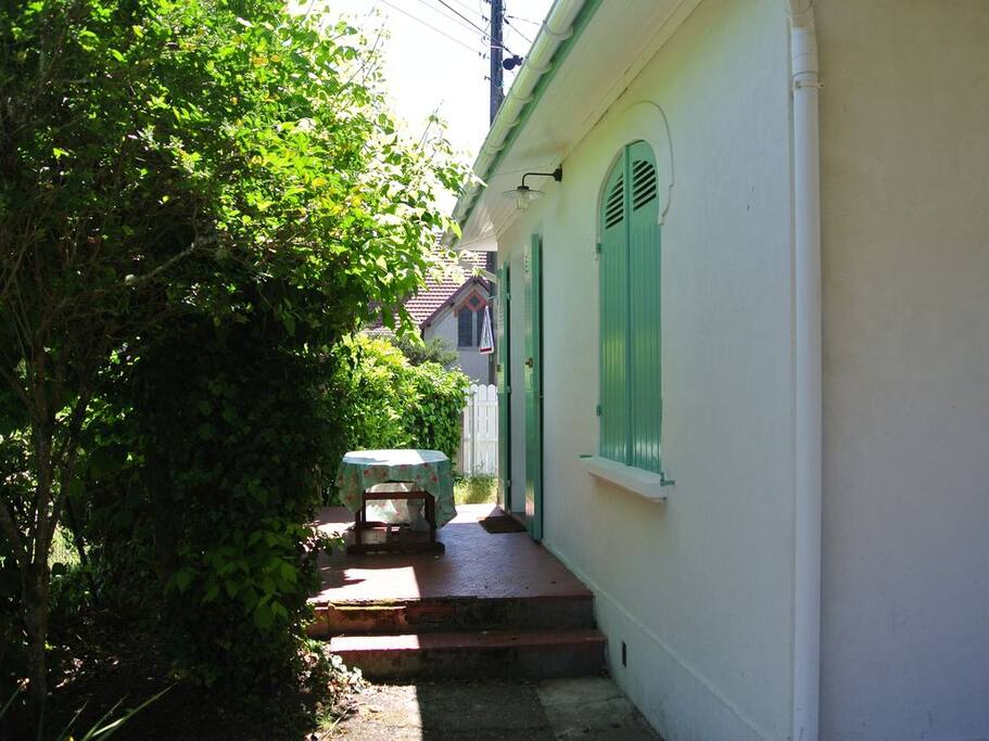 terrasse cote rue