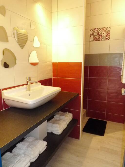 Salle d'eau et wc indépendants