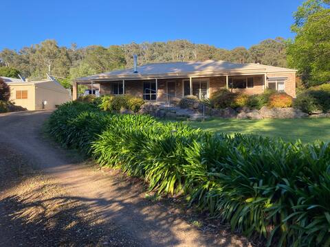 Home in Tawonga South