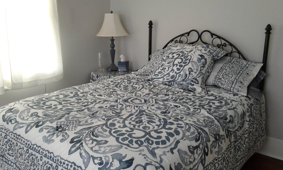 ห้องนอนใหญ่