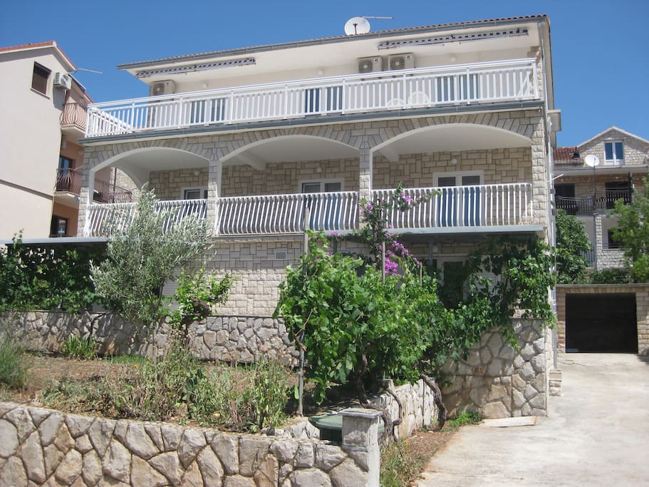 Apartments Marinko